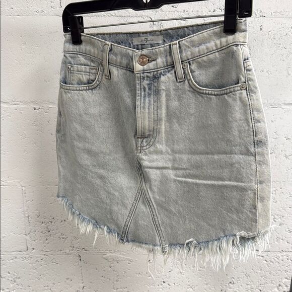 7 for All Mankind Light Denim Wash Mini Skirt - Size 24 - Picture 1 of 3